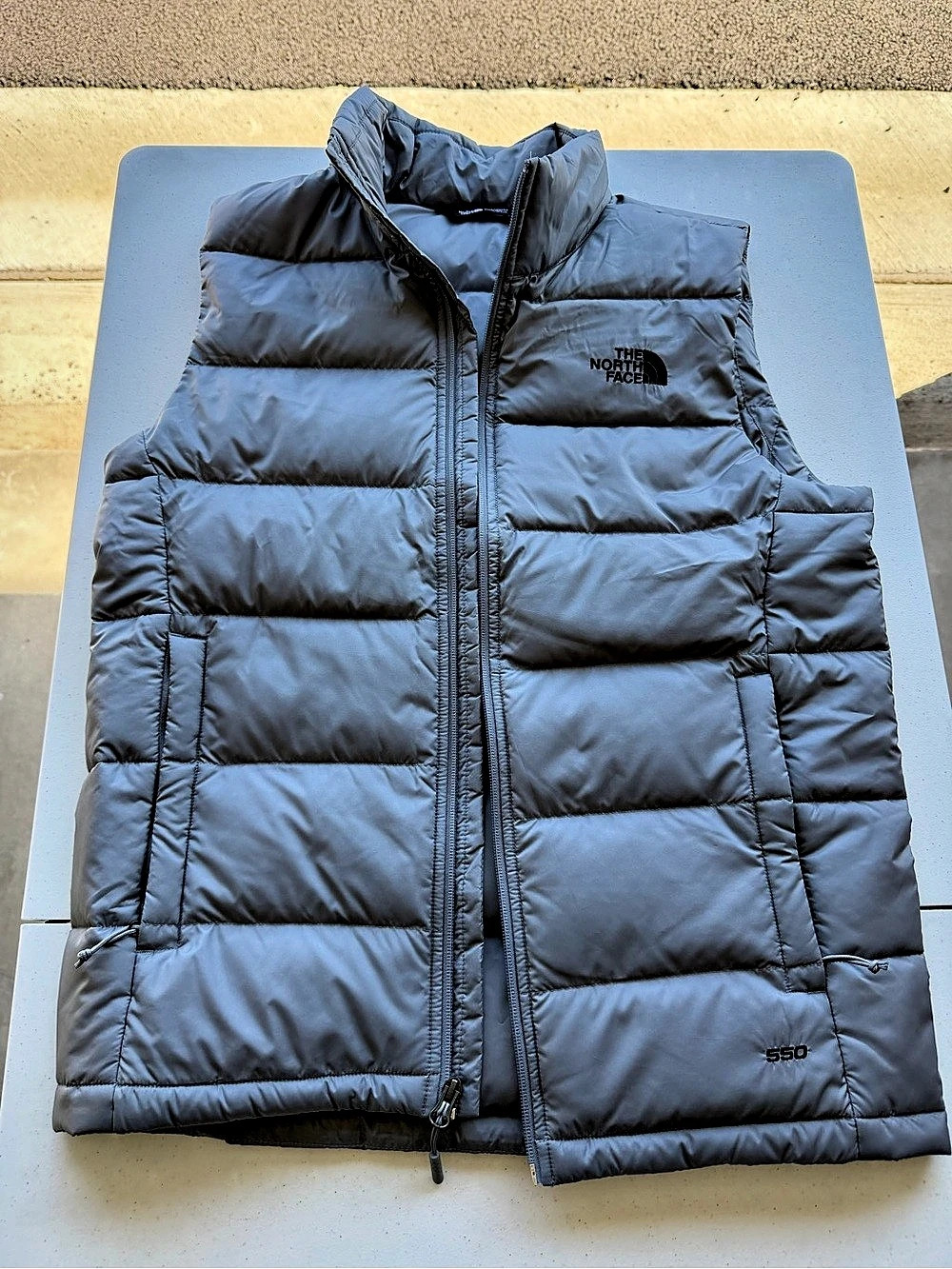 The North Face 550 Down Puffer Vest Gray